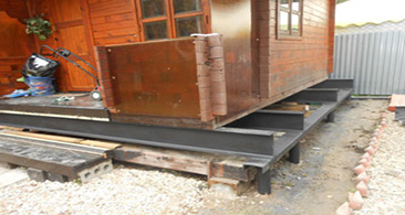 Ремонт фундамента винтовыми сваями